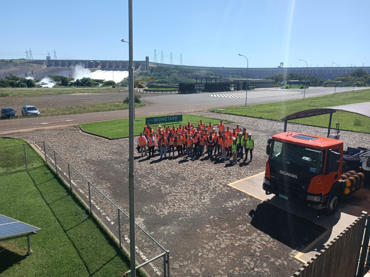 Você está visualizando atualmente Visitas Técnicas: participantes do 5º FSBBB conhecem funcionamento de unidades de produção de biogás
